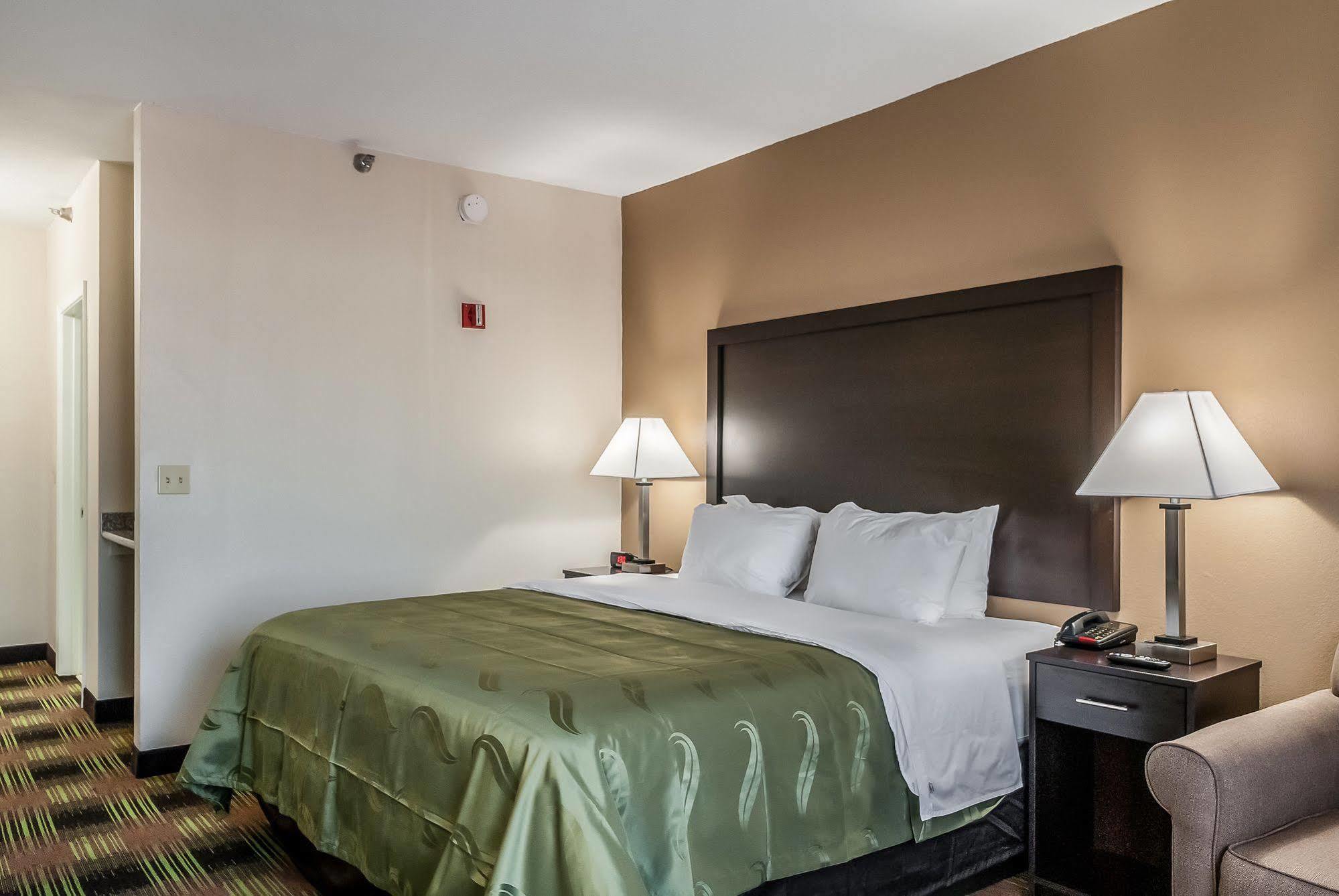 La Quinta New Orleans Hotel ภายนอก รูปภาพ