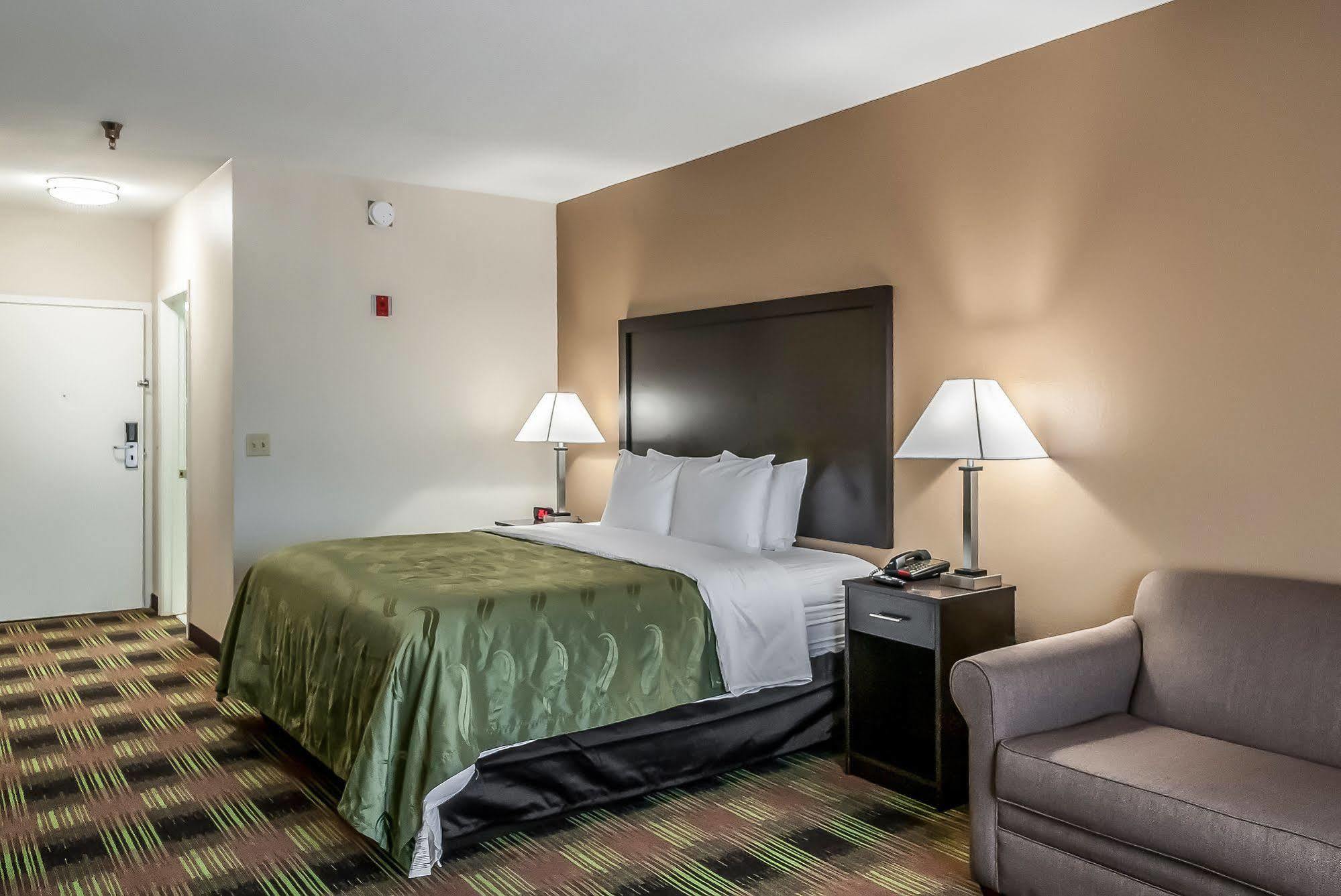 La Quinta New Orleans Hotel ภายนอก รูปภาพ