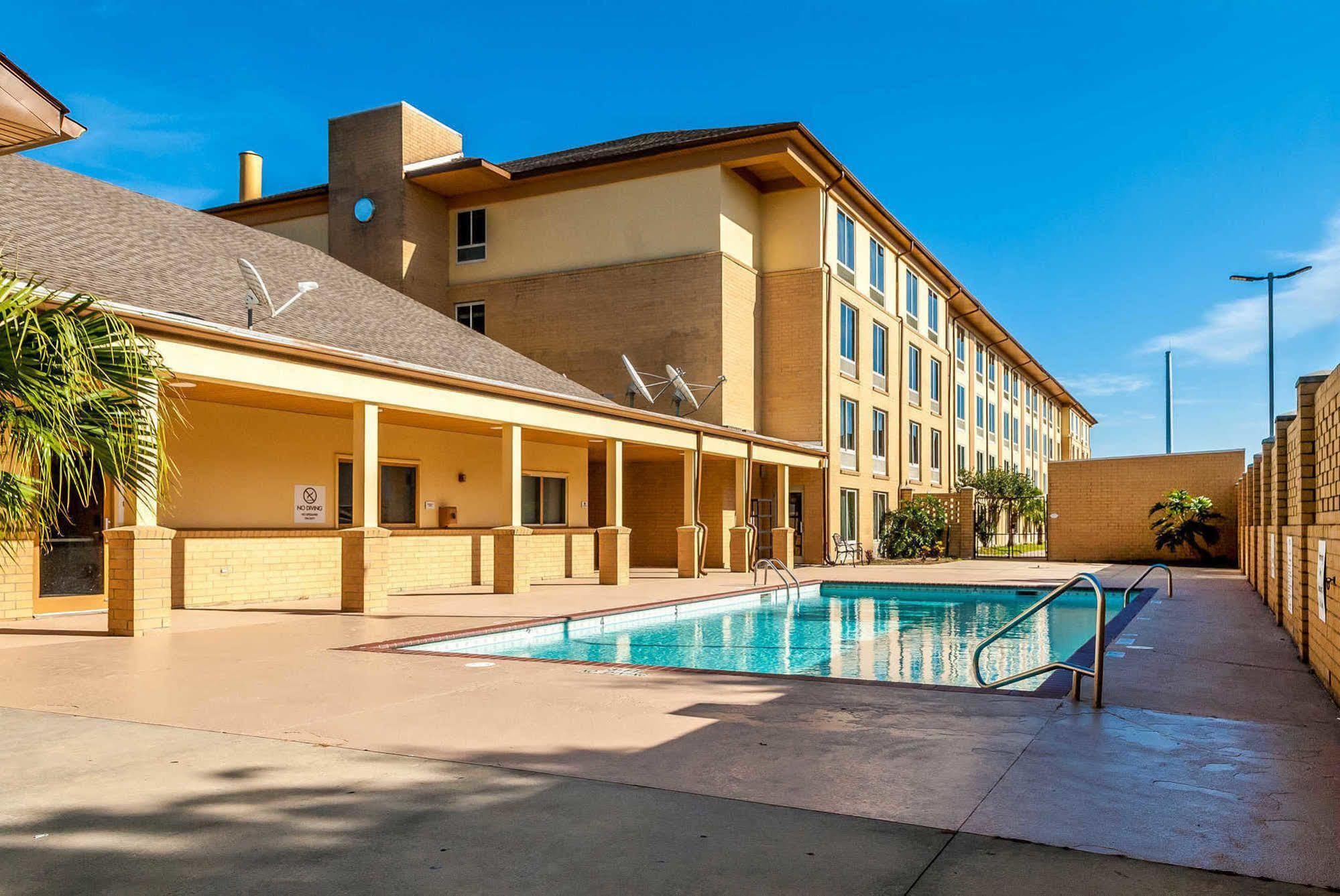 La Quinta New Orleans Hotel ภายนอก รูปภาพ
